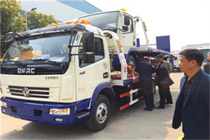 莲花汽车道路救援拖车价格